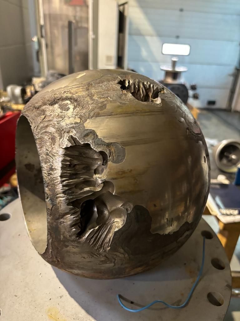 Стандартный шаровой кран после 4 месяцев эксплуатации — эрозия и кавитация